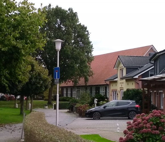 Datei:Bei den Türmen IMG 2024-09-27-13-16-50-697.jpg