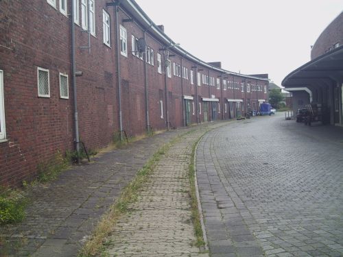 Datei:Gleisreste in der Ohlroggestraße.jpg