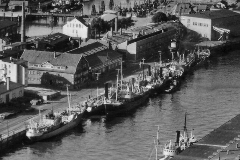 Datei:Nordseekai Verwaltung.jpg