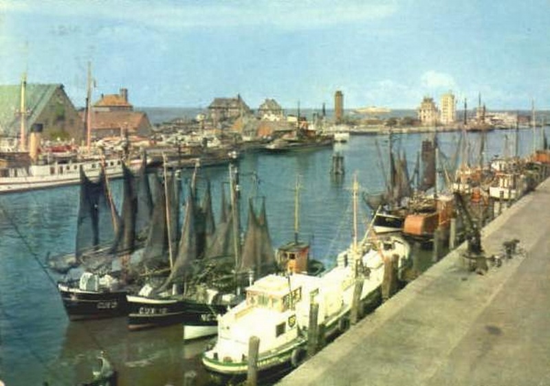 Datei:Kran Hafenkaje 1964.jpg