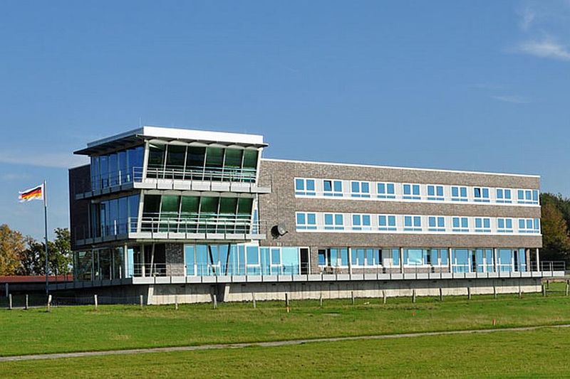 Datei:Lotsenstation Brunsbüttel 2.JPG