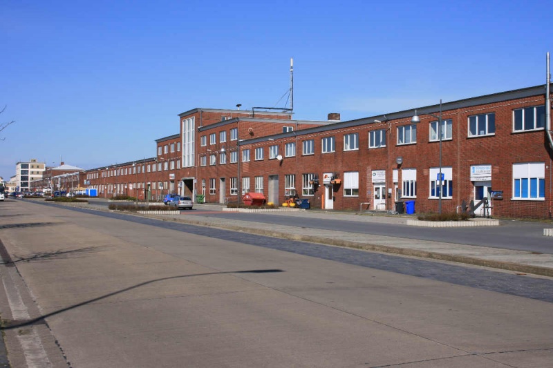 Datei:Neufelder Str 01 1200.jpg