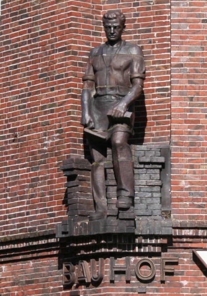 Datei:Kuoehl Karl-Olfers 0404.jpg