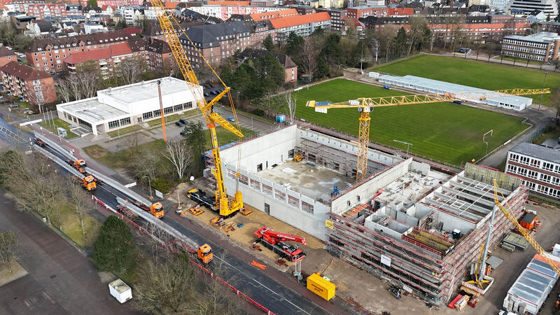 Datei:Mehrzweckhalle 0119.jpg