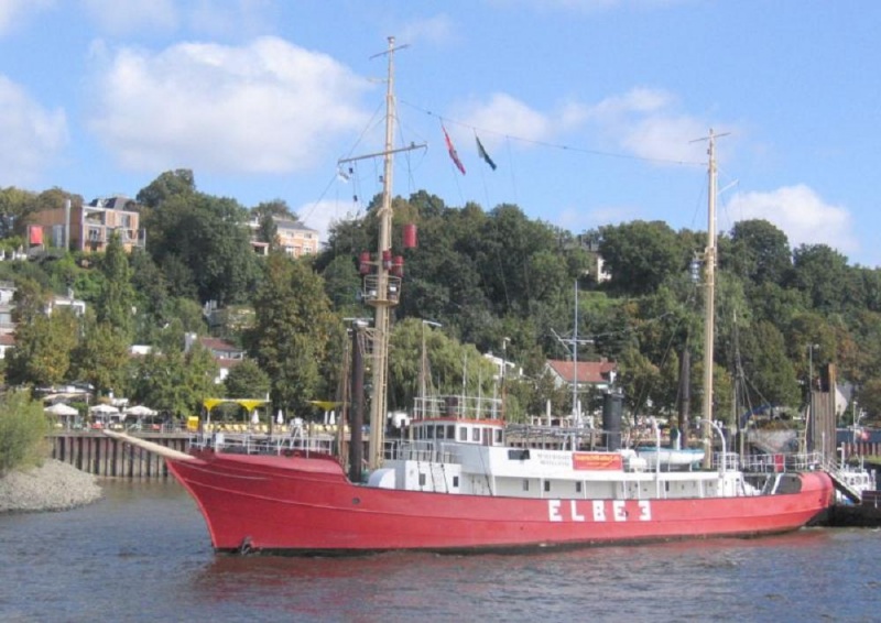 Datei:Elbe3 mhafen.jpg