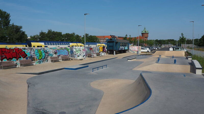 Datei:Skaterpark P6160072 pedia.jpg