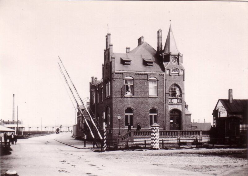 Datei:Blick in die Hafenstraße.jpg