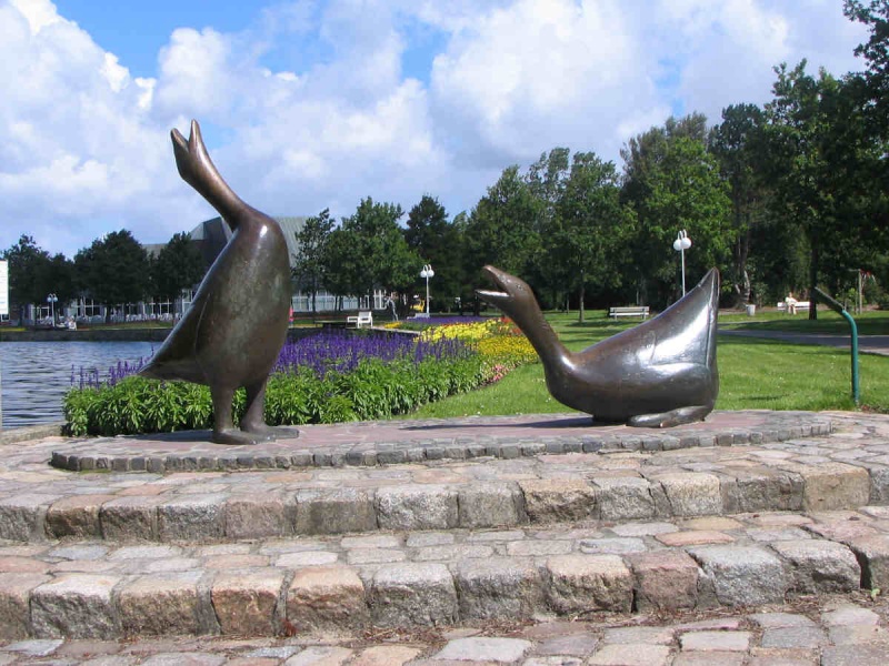 Datei:Gans und Ganter.jpg