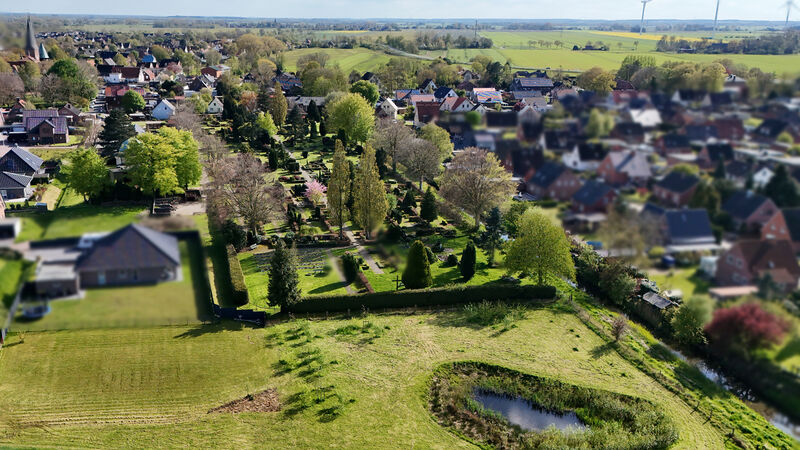 Datei:Friedhof Altenbruch 20240426170601.jpg