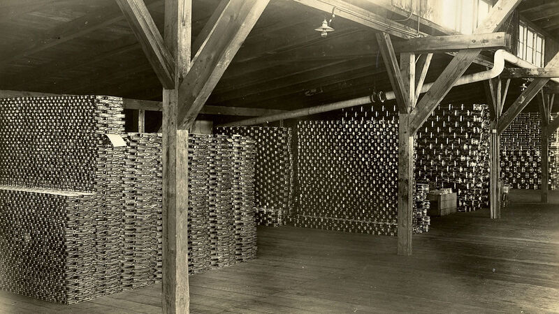 Datei:DSAG Lager01 pedia.jpg