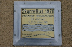 Flutmarke Ab 1976 6613.jpg